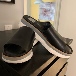 A very comfortable pair of slip ons with platform. I barely used them.